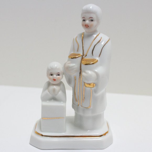 Monti Piero Designed in Spain Religious Figurine - Picture 1 of 16